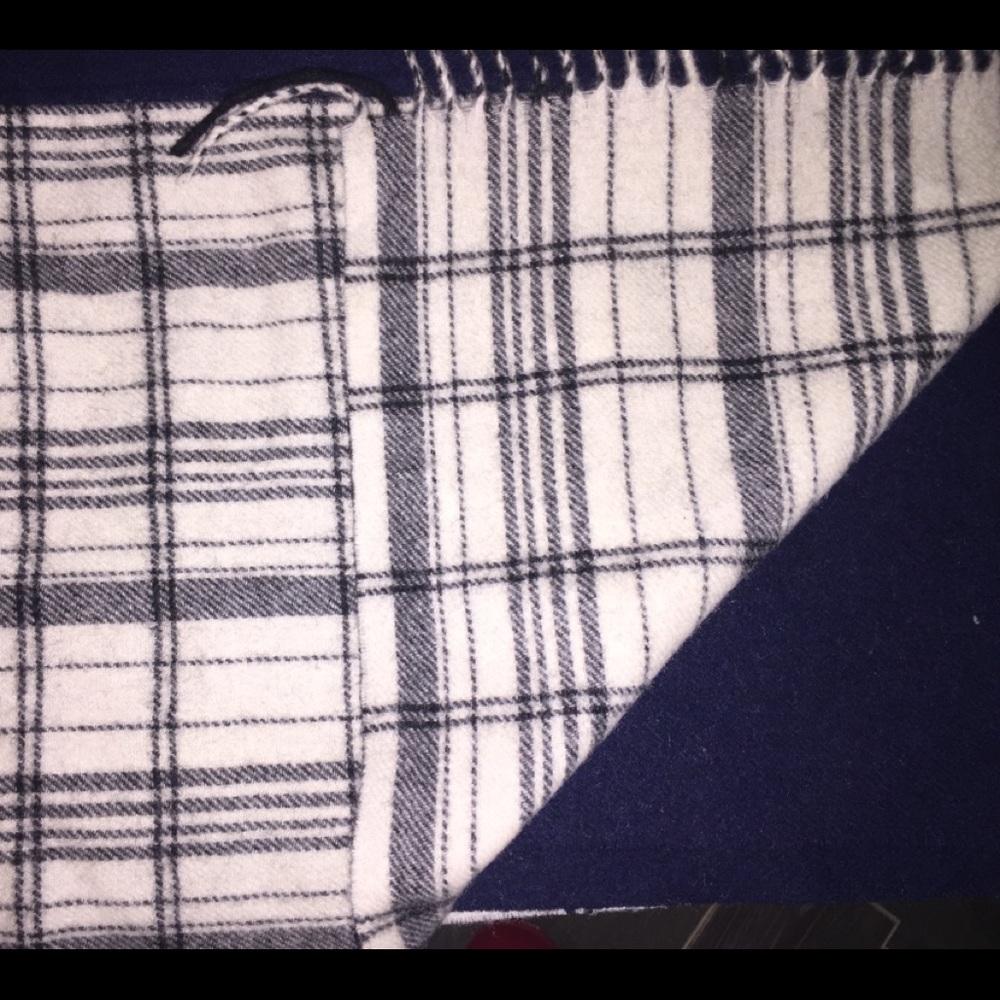 Madwell Wrap - image 8